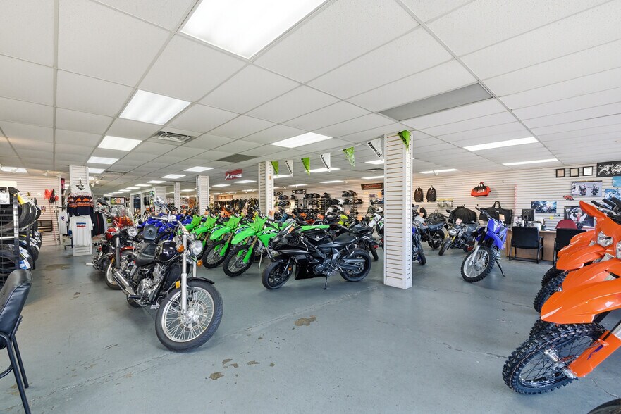 More Photos Of 1538 Park Ave, Chico General Retail For Sale