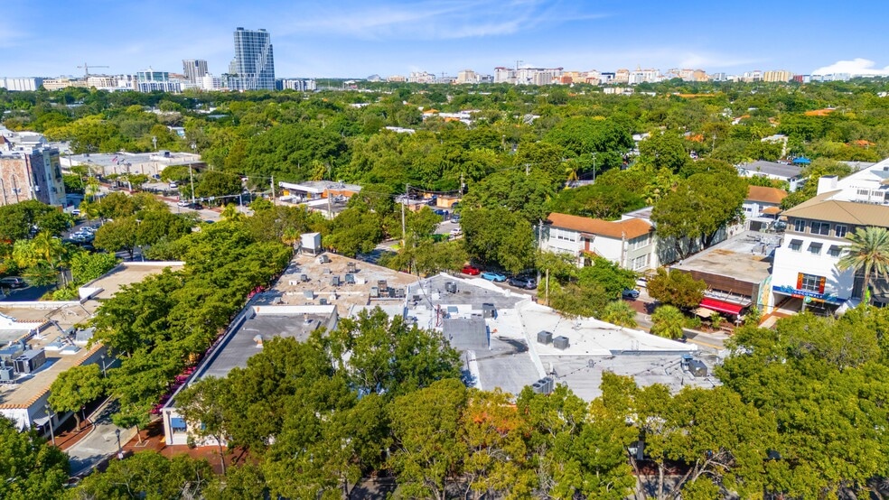 More Photos Of 3432 Main Hwy, Miami Storefront Retail Office For Lease