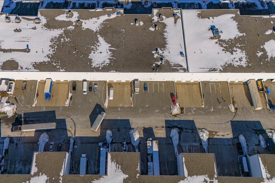 More Photos Of 19288 22nd Ave, Surrey Warehouse For Lease