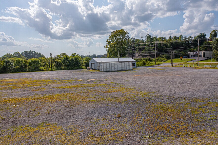 More Photos Of 3051 E Stone Dr, Kingsport Land For Sale