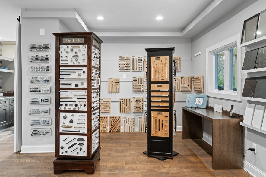 More Photos Of 201 Geneva National Ave, Lake Geneva Office For Sale