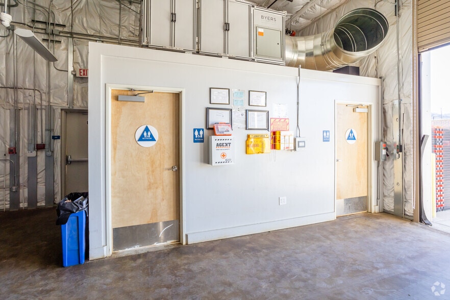 More Photos Of 301 E Laurel Ave, Lompoc Warehouse For Sale