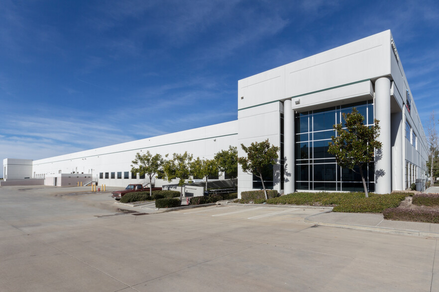 Primary Photo Of 20081-20111 Ellipse, Foothill Ranch Warehouse For Lease