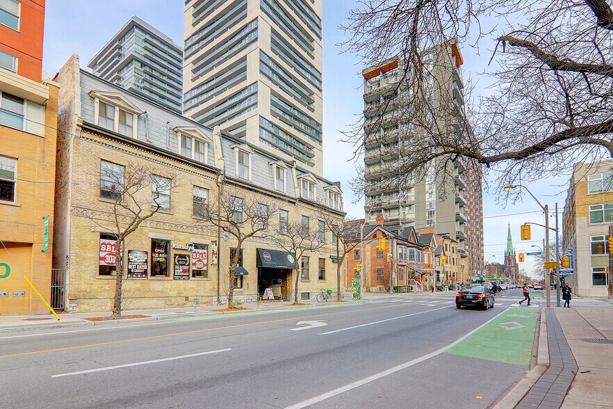 More Photos Of 66 Gerrard St E, Toronto Storefront Retail Office For Lease
