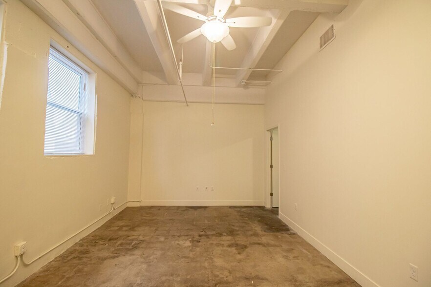 More Photos Of 615 Ferry St, Lafayette Apartments For Sale