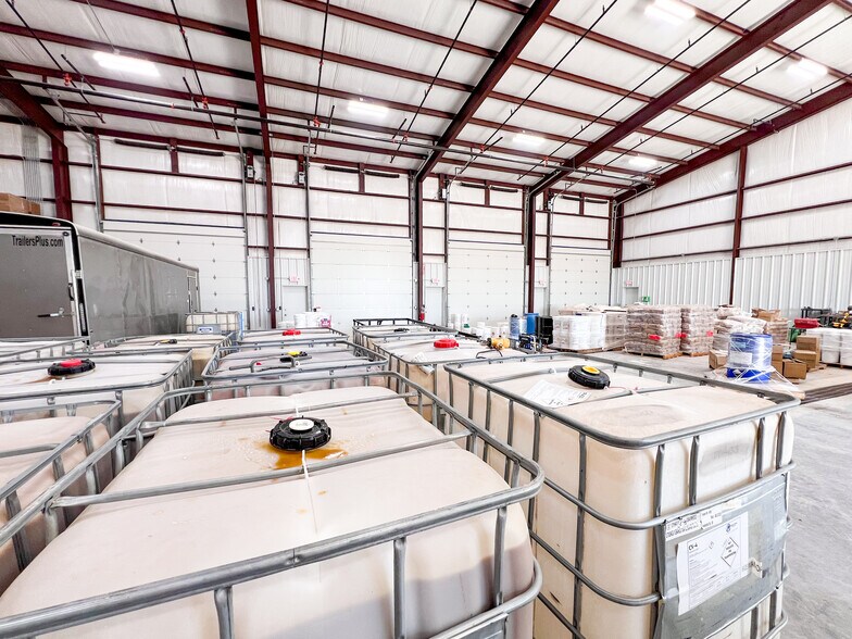 More Photos Of 2401 E County Road 155, Midland Service For Sale