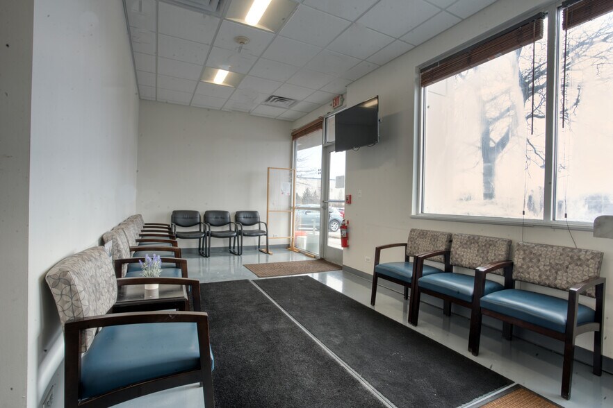 More Photos Of N Pepper Rd, Barrington Medical For Lease