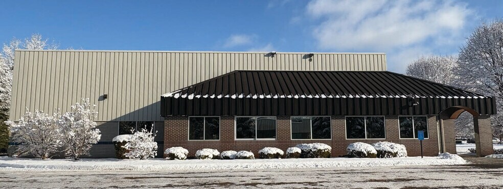 More Photos Of 40 Corporate Ave, Plainville Light Manufacturing For Sale
