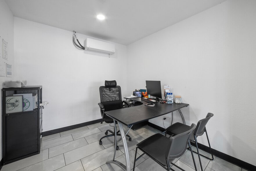 More Photos Of 11291 Folsom Blvd, Rancho Cordova Auto Dealership For Sale