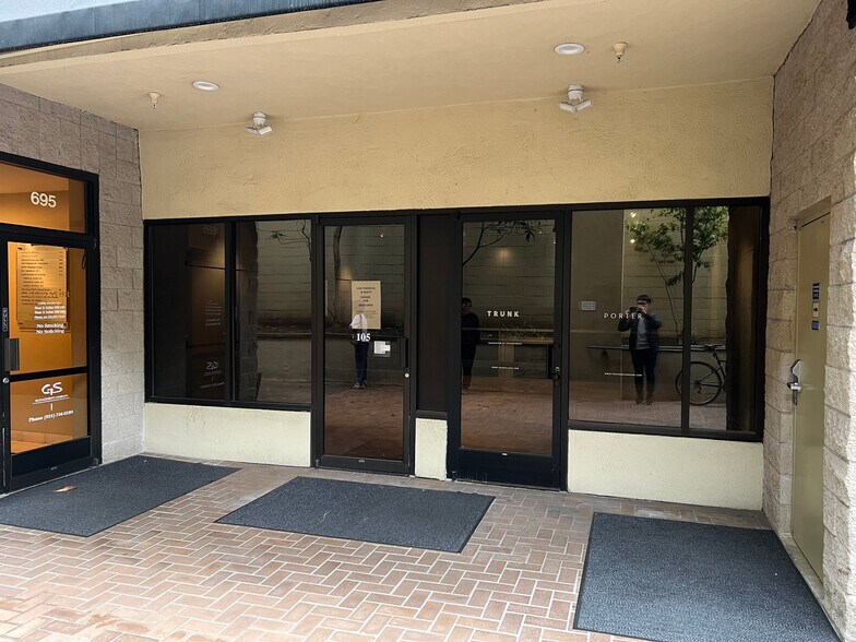 More Photos Of 695 Oak Grove Ave, Menlo Park Medical For Sale