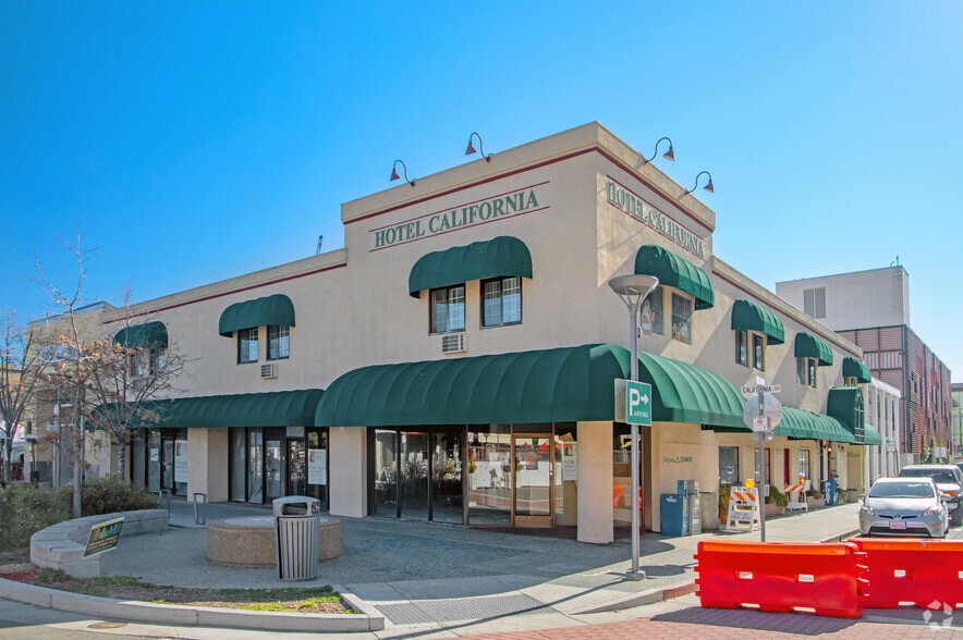 Primary Photo Of 381-395 California Ave, Palo Alto Storefront For Lease