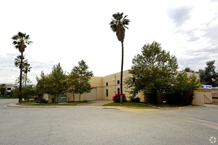 More Photos Of 7280 Sycamore Canyon Blvd, Riverside Warehouse For Lease