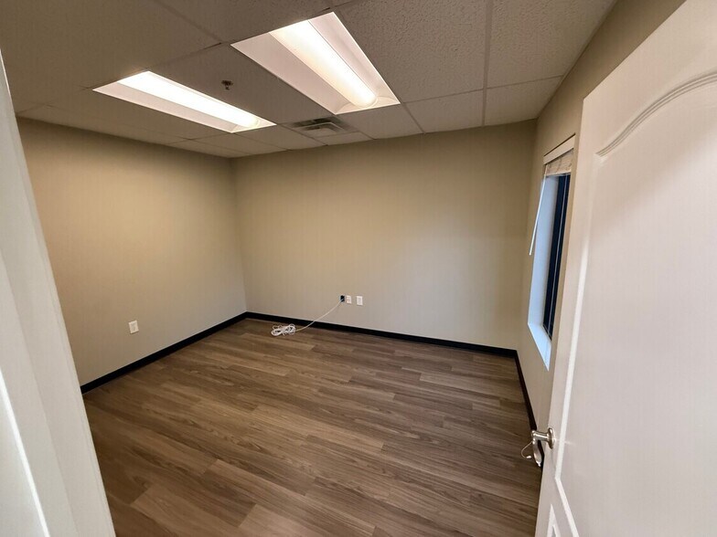 More Photos Of 298 Reynolds Rd, Hiram Warehouse For Lease