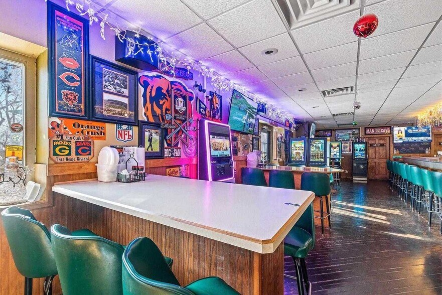 More Photos Of E3261 County Rd S, Casco Sports And Entertainment For Sale