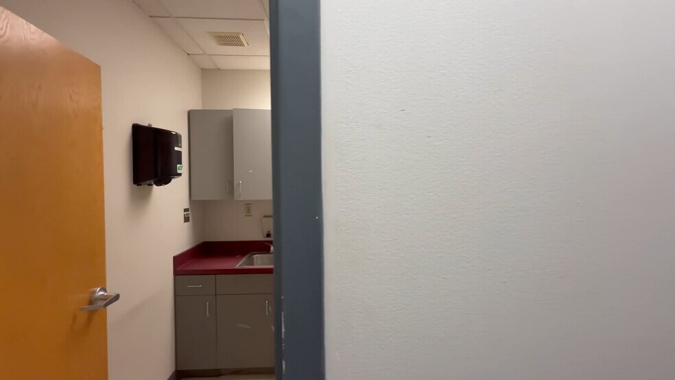 More Photos Of 8530 Corridor Rd, Jessup Unknown For Lease