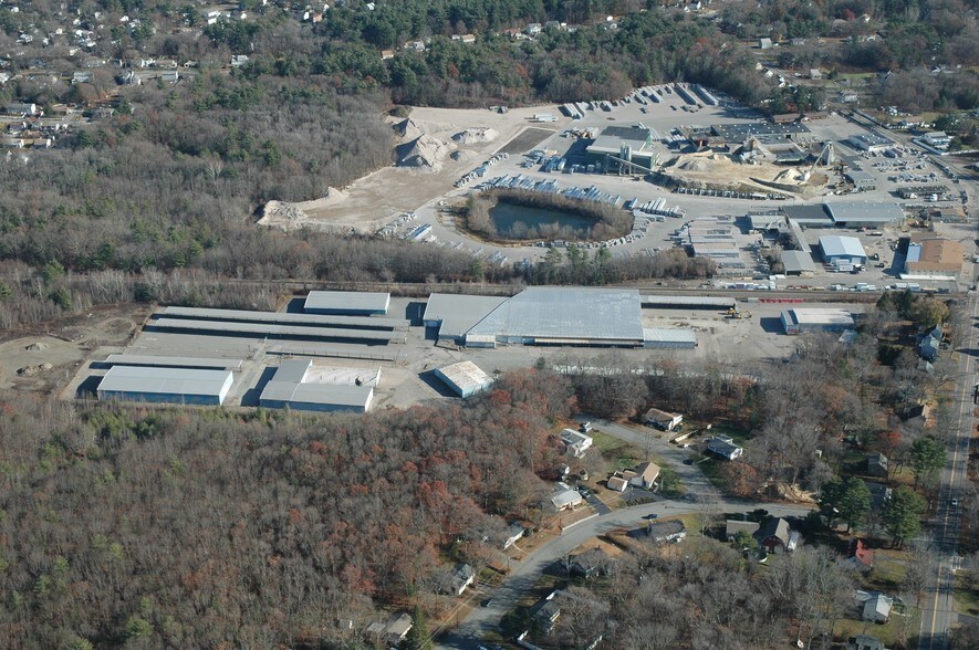 More Photos Of 270 E High St, Avon Lumberyard For Lease