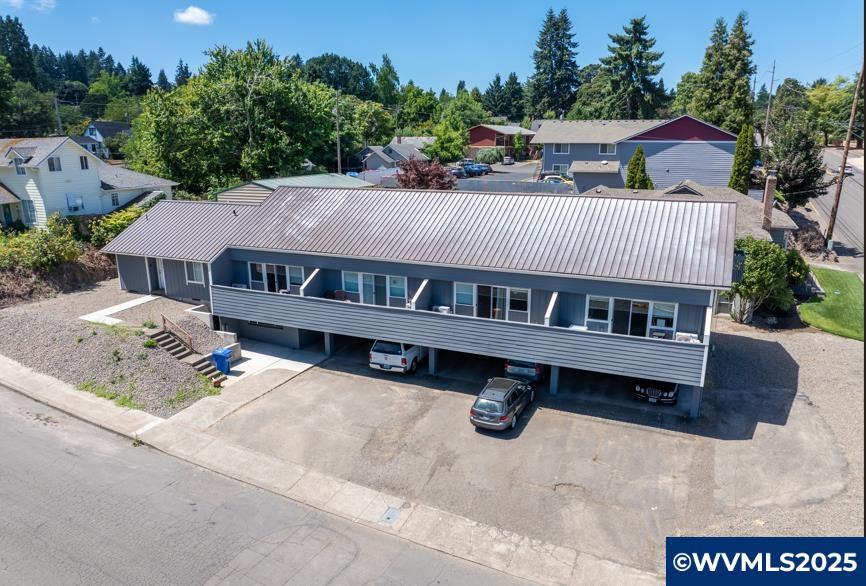 More Photos Of 2005 Summer St SE, Salem Apartments For Sale