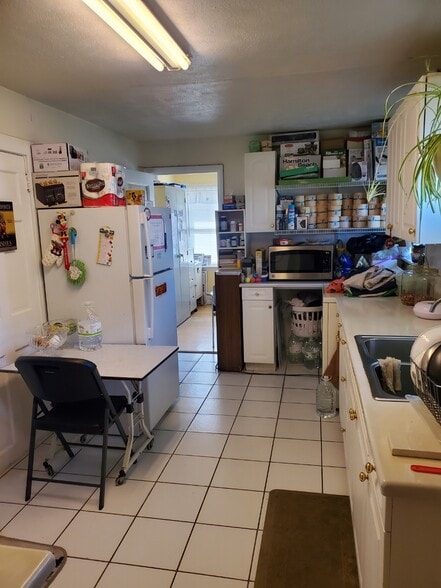 More Photos Of 12374 S DuPont Hwy, Felton Hotel For Sale
