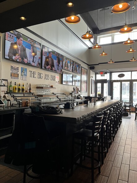 More Photos Of 224 Market St, Philadelphia Restaurant For Lease
