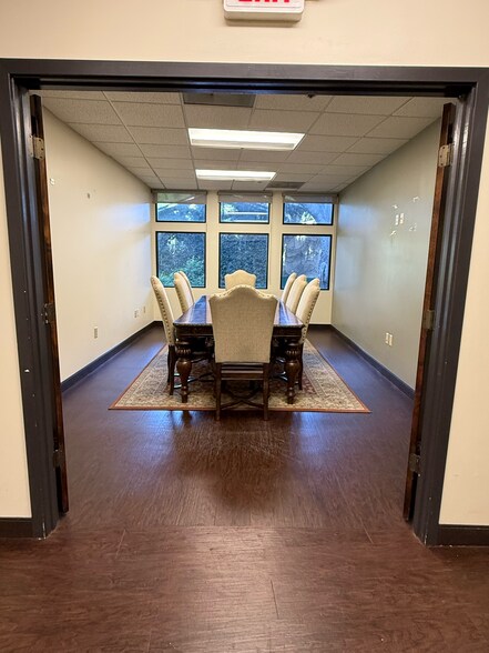 More Photos Of 221 NE Ivanhoe Blvd, Orlando Loft Creative Space For Lease