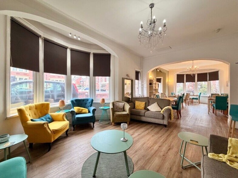 More Photos Of 20-22 Holmfield Rd, Blackpool Hotel For Sale