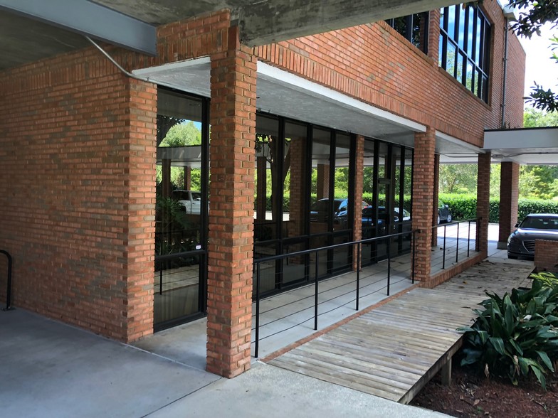 More Photos Of 2770 NW 43rd St, Gainesville Office For Lease