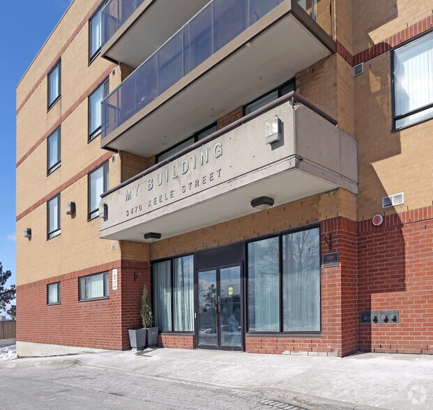 More Photos Of 3470-3472 Keele St, Toronto Storefront For Lease