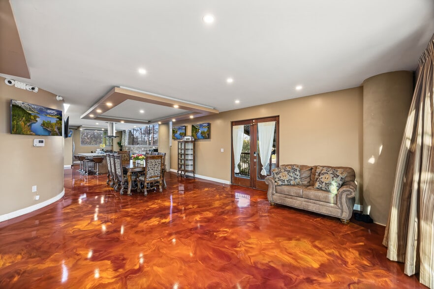 More Photos Of 4015 Luell St, Houston Specialty For Sale