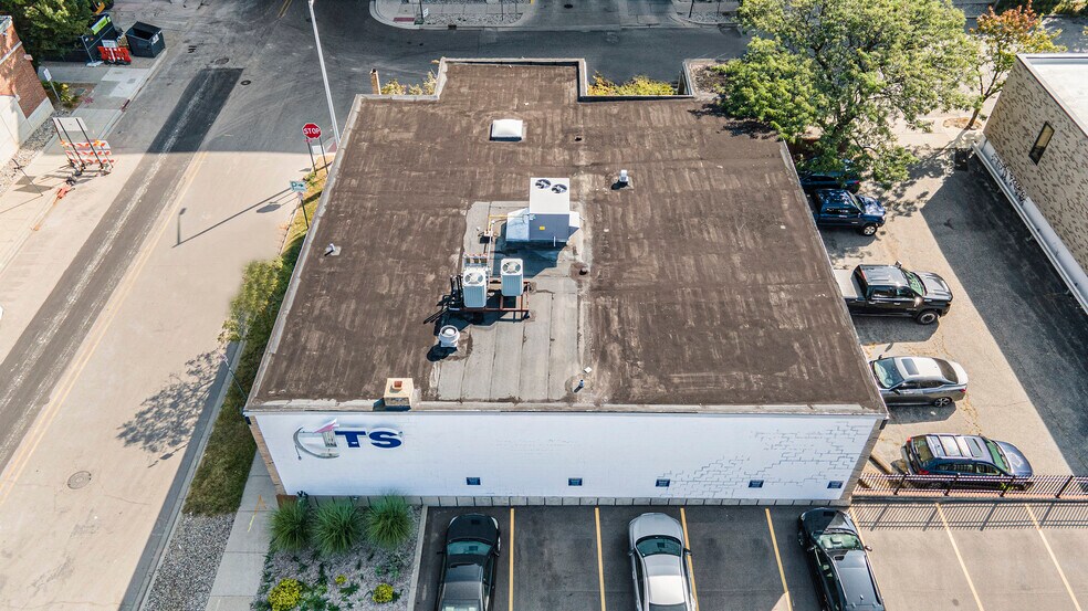 More Photos Of 135 N Church St, Kalamazoo Office Residential For Sale