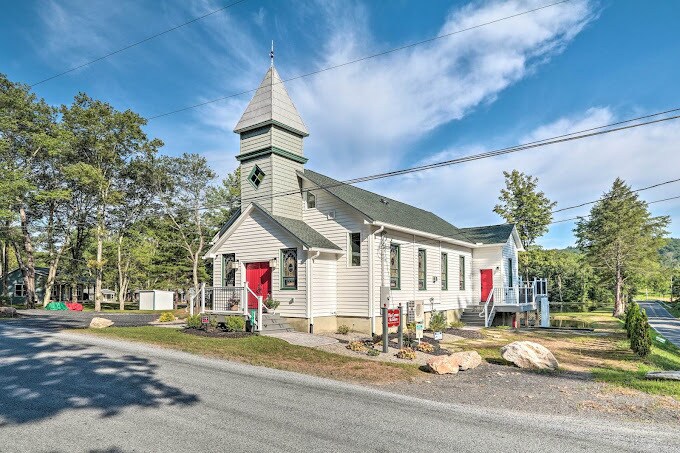 More Photos Of 279 Greenview Dr, Saylorsburg Religious Facility For Sale