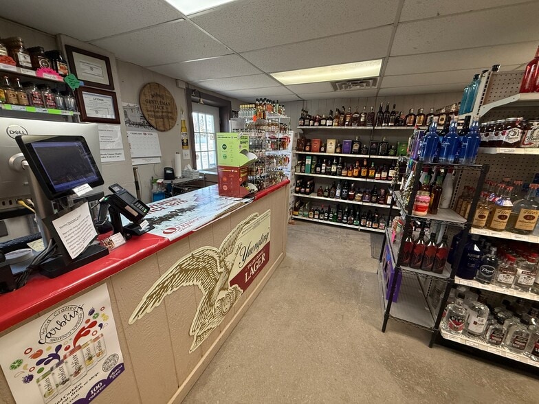 More Photos Of 203 E 8th St, Overbrook General Retail For Sale