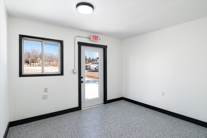 More Photos Of 110 FS Dr, Viroqua Auto Dealership For Sale