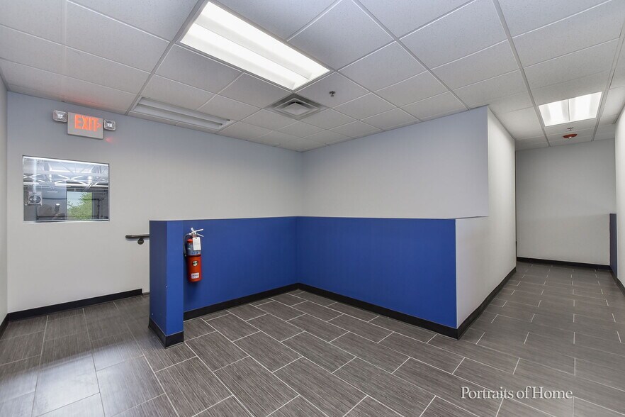 More Photos Of 1585 Beverly Ct, Aurora Warehouse For Sale
