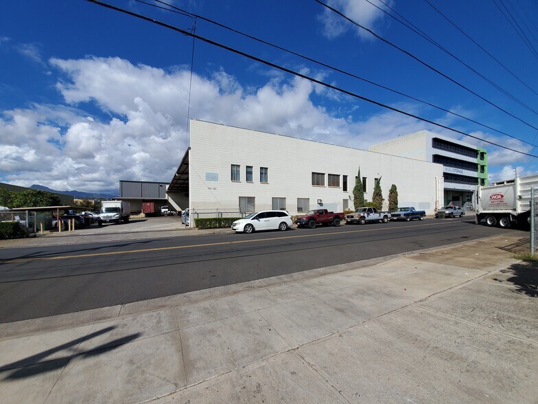 More Photos Of 94-121 Leokane St, Waipahu Land For Lease