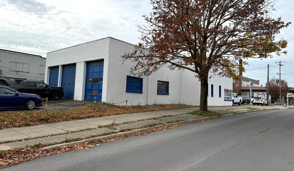 More Photos Of 85 Main St, North Tonawanda Auto Repair For Sale