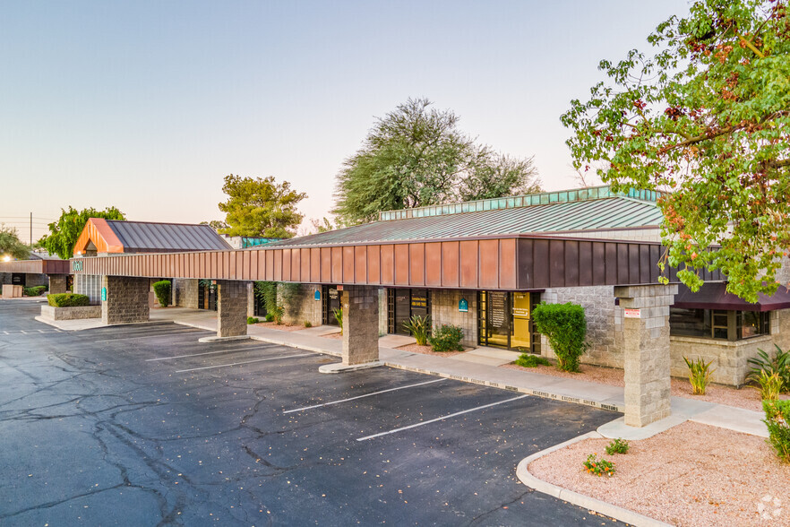 Primary Photo Of 10601 N Hayden Rd, Scottsdale Medical For Lease