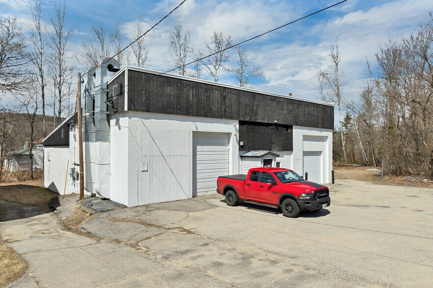 More Photos Of 55 Maynesboro St, Berlin Industrial For Sale