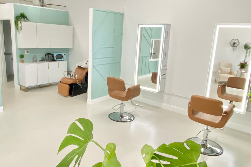 More Photos Of 230 N Congress, Lake Park Flex For Lease