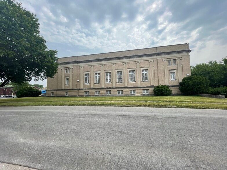 More Photos Of 2410 Fairfield Ave, Fort Wayne Religious Facility For Sale