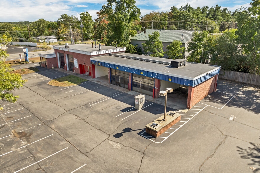 More Photos Of 386 Daniel Webster Hwy, Merrimack Auto Repair For Sale