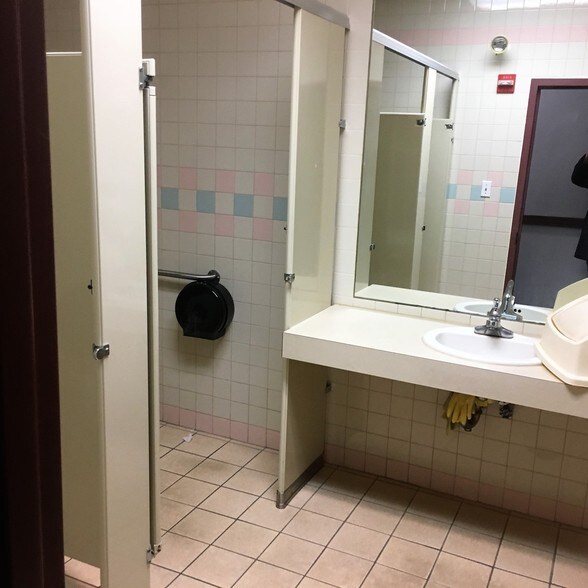 More Photos Of 13 Taunton St, Plainville Unknown For Lease