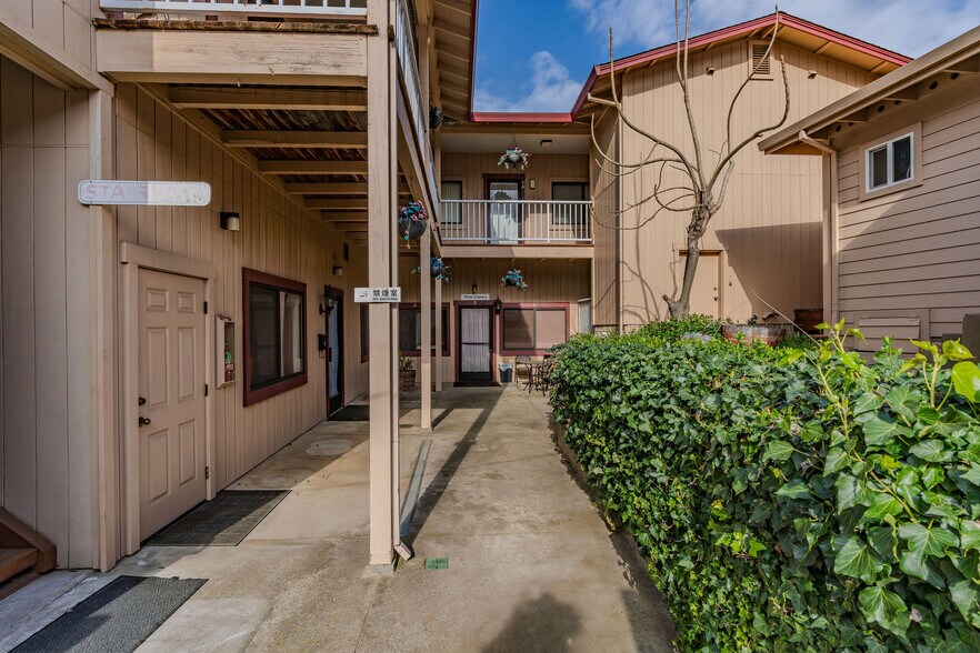 More Photos Of 19881 State Highway 88, Pine Grove Office Residential For Sale