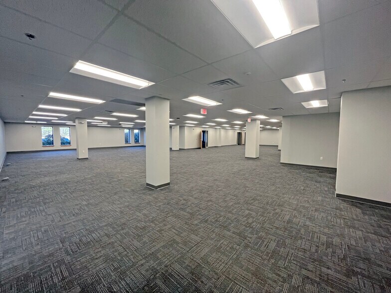 More Photos Of 1 Granite Pl, Concord Office For Lease