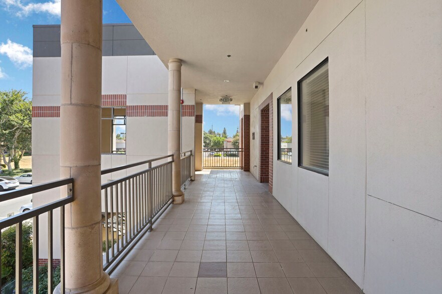 More Photos Of 3133 W March Ln, Stockton Medical For Lease