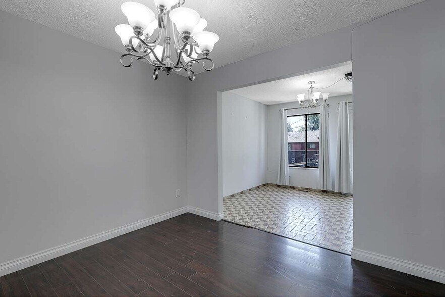 More Photos Of 9509 152 St, Surrey Daycare Center For Lease