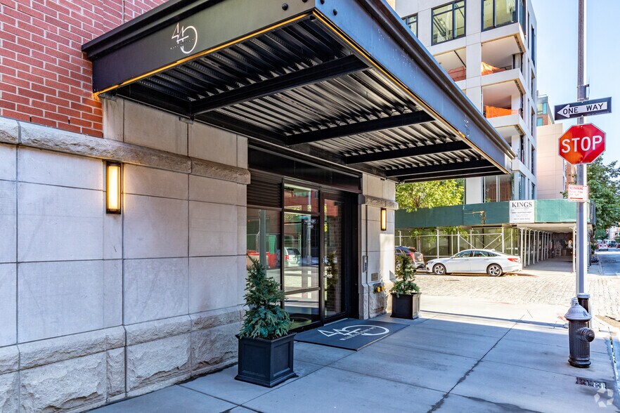 More Photos Of 31 Desbrosses St, New York Apartments For Lease
