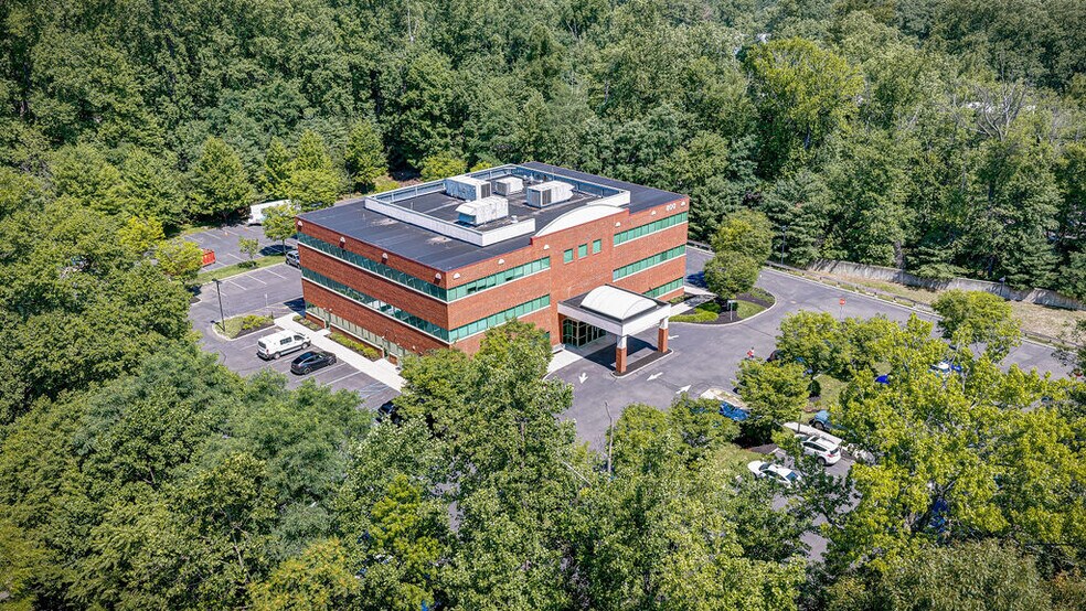 More Photos Of 800 Bunn Dr, Princeton Medical For Lease