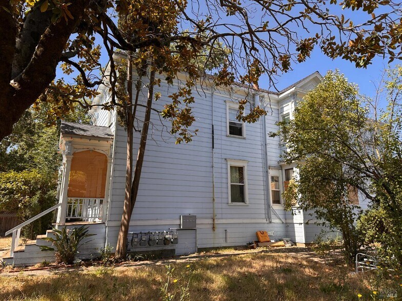 More Photos Of 131 Coombs St, Napa Apartments For Sale