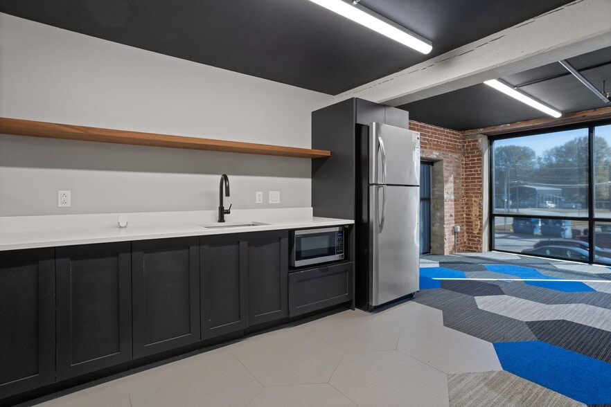 More Photos Of 300 South St, Simpsonville Apartments For Sale