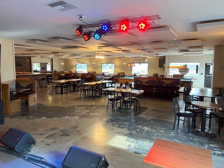 More Photos Of 20189 S Springwater Rd, Estacada Restaurant For Sale